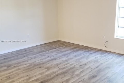 Copropriété à louer à Hialeah, Floride: 3 chambres, 116.13 m2 № 2069611 - photo 25