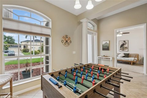 House in Cape Coral, Florida 3 bedrooms, 230.49 sq.m. № 1824590 - photo 7