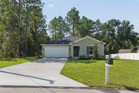 House in Ocala, Florida 3 bedrooms, 138.15 sq.m. № 2345506