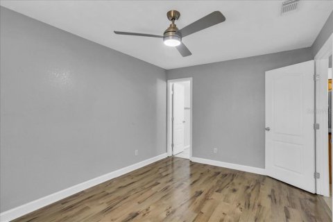 Condominio en venta en Brandon, Florida, 2 dormitorios, 85.28 m2 № 1735167 - foto 15