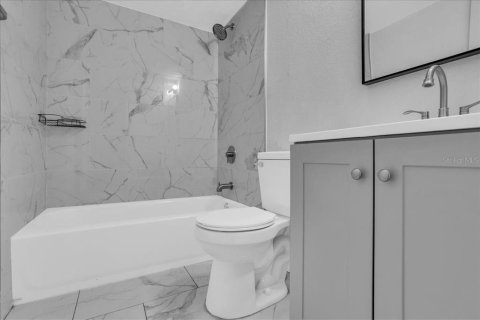 Condominio en venta en Brandon, Florida, 2 dormitorios, 85.28 m2 № 1735167 - foto 22