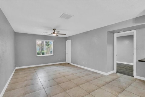 Condominio en venta en Brandon, Florida, 2 dormitorios, 85.28 m2 № 1735167 - foto 20