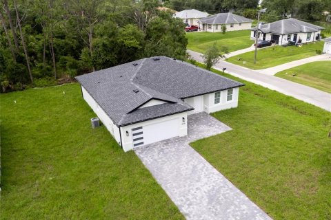 House in North Port, Florida 4 bedrooms, 162.95 sq.m. № 1833028 - photo 22