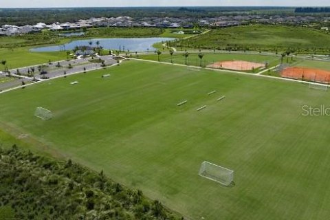 Touwnhouse à vendre à Sarasota, Floride: 2 chambres, 110.27 m2 № 2376888 - photo 12