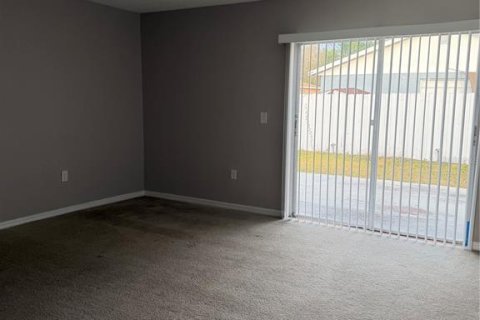 Casa en venta en Winter Haven, Florida, 3 dormitorios, 136.29 m2 № 2218063 - foto 3