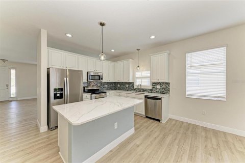 House in Bradenton, Florida 3 bedrooms, 189.15 sq.m. № 1791520 - photo 8