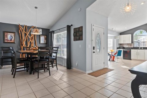 House in Kissimmee, Florida 4 bedrooms, 166.39 sq.m. № 1628928 - photo 11