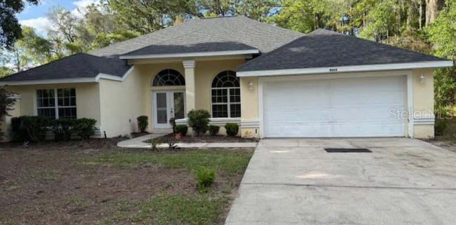 House in Ocala, Florida 4 bedrooms, 201.51 sq.m. № 2239221