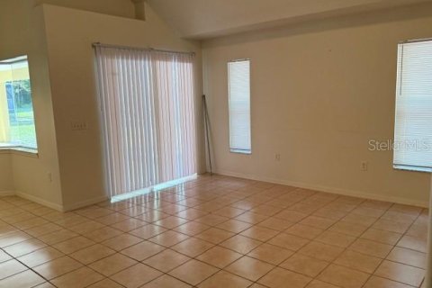 House in Ocala, Florida 4 bedrooms, 201.51 sq.m. № 2239221 - photo 8