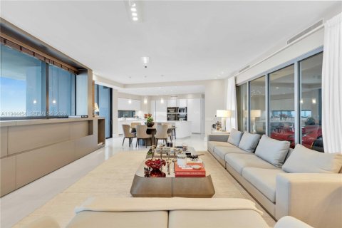 Condo in Sunny Isles Beach, Florida, 4 bedrooms № 2088805 - photo 4