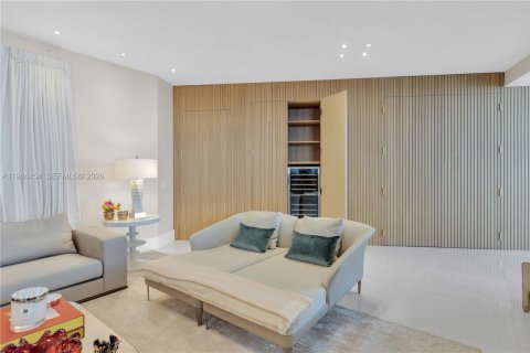 Condo in Sunny Isles Beach, Florida, 4 bedrooms № 2088805 - photo 9