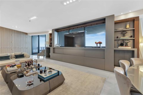 Condo in Sunny Isles Beach, Florida, 4 bedrooms № 2088805 - photo 8