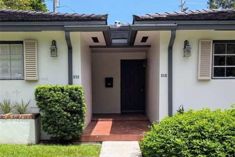 Casa en alquiler en Coral Gables, Florida, 3 dormitorios, 167.22 m2 № 1948881 - foto 15