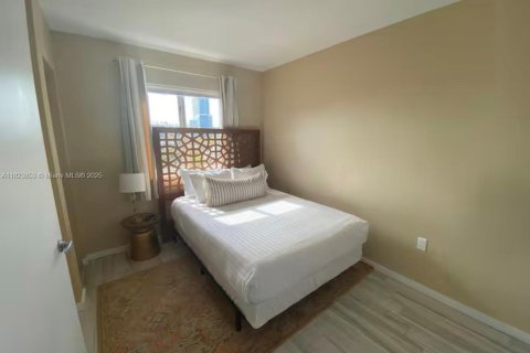 Condo in Miami, Florida, 2 bedrooms  № 1936550 - photo 20