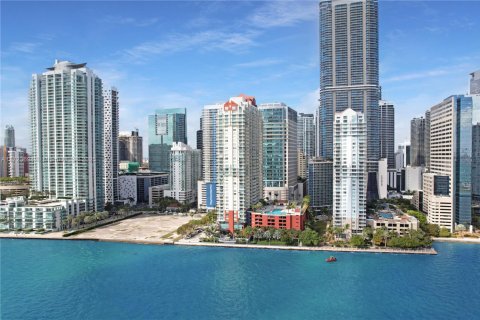 Condo in Miami, Florida, 3 bedrooms  № 1864762 - photo 7