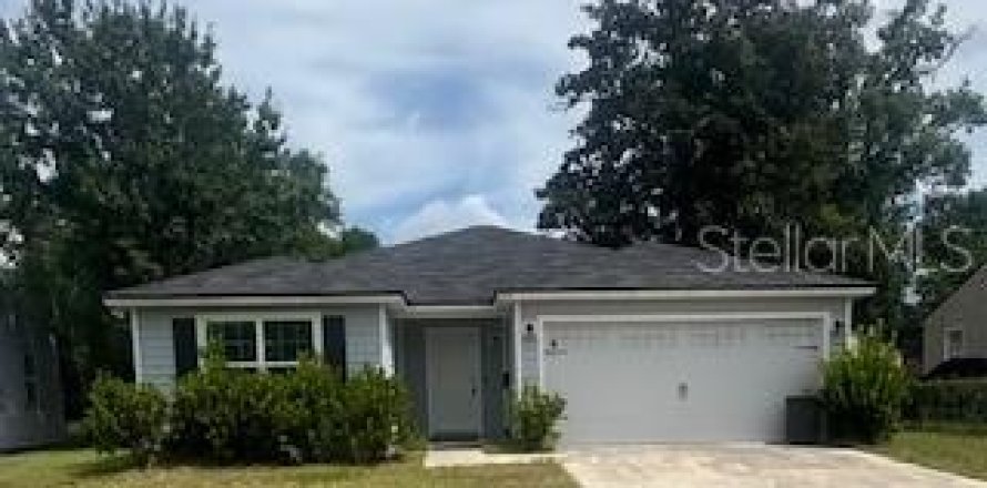 House in Jacksonville, Florida 3 bedrooms, 111.11 sq.m. № 1858381