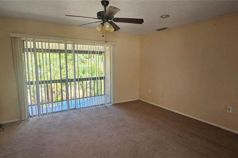 Copropriété à louer à Sarasota, Floride: 2 chambres, 89.84 m2 № 2119535 - photo 2