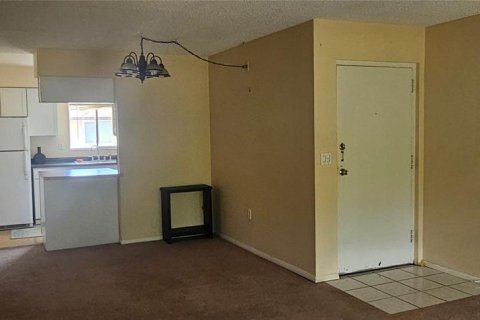Copropriété à louer à Sarasota, Floride: 2 chambres, 89.84 m2 № 2119535 - photo 3