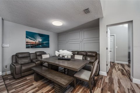 Villa ou maison à vendre à Apollo Beach, Floride: 4 chambres, 197.42 m2 № 2105648 - photo 12