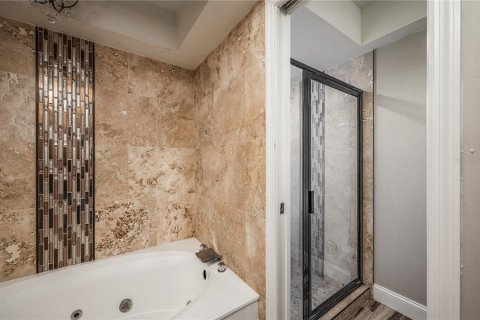 Villa ou maison à vendre à Apollo Beach, Floride: 4 chambres, 197.42 m2 № 2105648 - photo 29