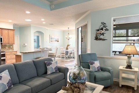 House in The Villages, Florida 3 bedrooms, 170.94 sq.m. № 1761216 - photo 8