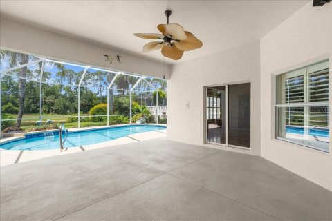 House in Port Orange, Florida 3 bedrooms, 272.11 sq.m. № 1806878 - photo 10