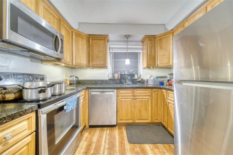 Propiedad comercial en venta en North Miami, Florida № 1940843 - foto 7