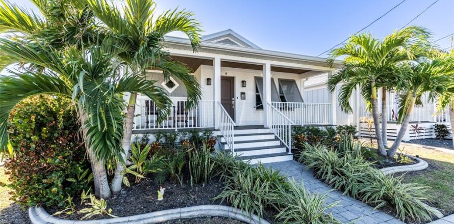 Villa ou maison à Punta Gorda, Floride 2 chambres, 100.15 m2 № 1734194