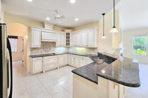 Villa ou maison à vendre à Palm Coast, Floride: 4 chambres, 215.72 m2 № 1721405 - photo 14