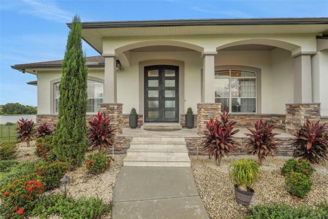 Casa en venta en Auburndale, Florida, 5 dormitorios, 397.71 m2 № 1914383 - foto 6