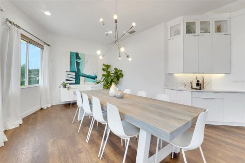 Casa en venta en Auburndale, Florida, 5 dormitorios, 397.71 m2 № 1914383 - foto 22