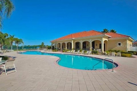 Townhouse in Kissimmee, Florida 3 bedrooms, 201.23 sq.m. № 2095571 - photo 20