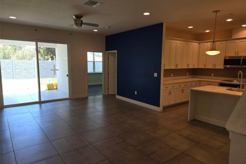 Townhouse in Kissimmee, Florida 3 bedrooms, 201.23 sq.m. № 2095571 - photo 5