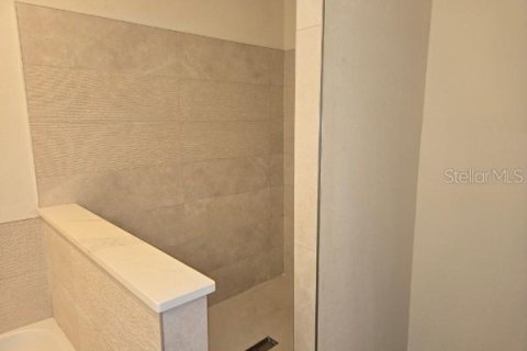 Townhouse in Kissimmee, Florida 3 bedrooms, 201.23 sq.m. № 2095571 - photo 11