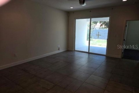 Townhouse in Kissimmee, Florida 3 bedrooms, 201.23 sq.m. № 2095571 - photo 4