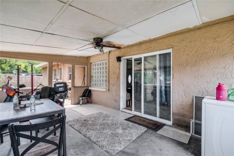 House in Orlando, Florida 3 bedrooms, 93.65 sq.m. № 2196507 - photo 28