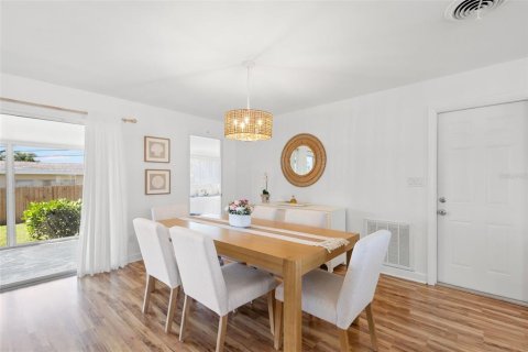 Casa en alquiler en Largo, Florida, 3 dormitorios, 131.83 m2 № 1901800 - foto 10