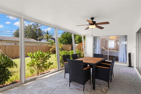 Casa en alquiler en Largo, Florida, 3 dormitorios, 131.83 m2 № 1901800 - foto 12