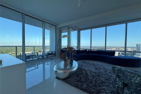 Condominio en alquiler en Orlando, Florida, 4 dormitorios, 294.69 m2 № 2277566 - foto 17