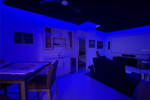 Condominio en alquiler en Orlando, Florida, 4 dormitorios, 294.69 m2 № 2277566 - foto 29