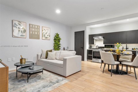 Copropriété à vendre à Miami, Floride: 1 chambre, 53.79 m2 № 1962770 - photo 12