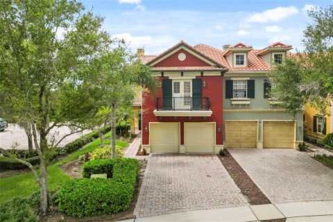 Townhouse in Davenport, Florida 4 bedrooms, 276.48 sq.m. № 2347344 - photo 2