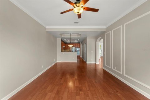 Townhouse in Davenport, Florida 4 bedrooms, 276.48 sq.m. № 2347344 - photo 10