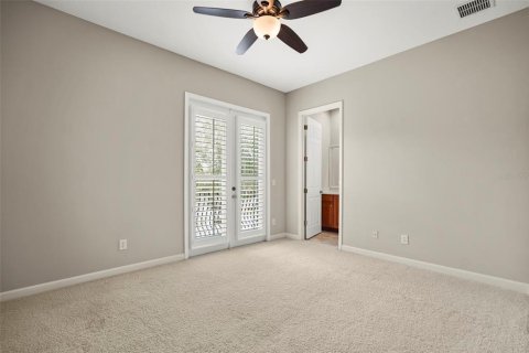 Townhouse in Davenport, Florida 4 bedrooms, 276.48 sq.m. № 2347344 - photo 23