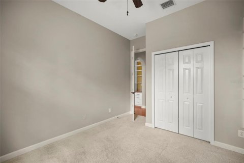 Townhouse in Davenport, Florida 4 bedrooms, 276.48 sq.m. № 2347344 - photo 28