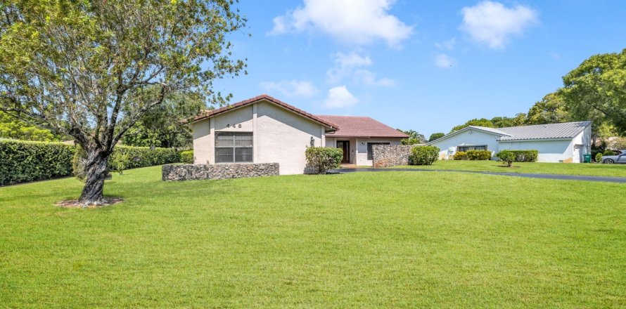 Casa en Coral Springs, Florida 4 dormitorios, 228.08 m2 № 1179579