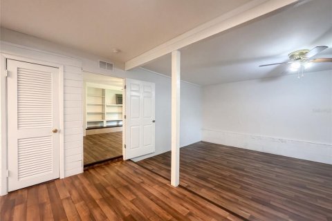 Villa ou maison à vendre à Temple Terrace, Floride: 4 chambres, 200.2 m2 № 2410449 - photo 8