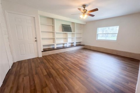 Villa ou maison à vendre à Temple Terrace, Floride: 4 chambres, 200.2 m2 № 2410449 - photo 10