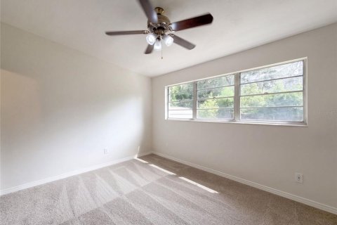 Villa ou maison à vendre à Temple Terrace, Floride: 4 chambres, 200.2 m2 № 2410449 - photo 16
