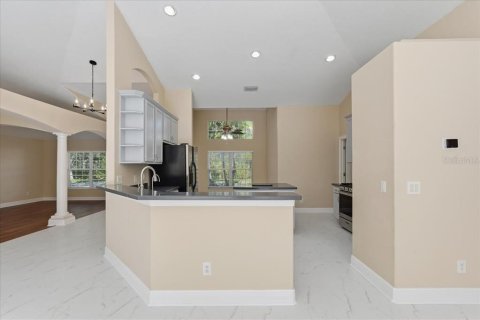 Villa ou maison à vendre à Tampa, Floride: 4 chambres, 238.48 m2 № 2419517 - photo 23